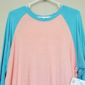 NWT LuLaRoe Randy T Shirt 2XL